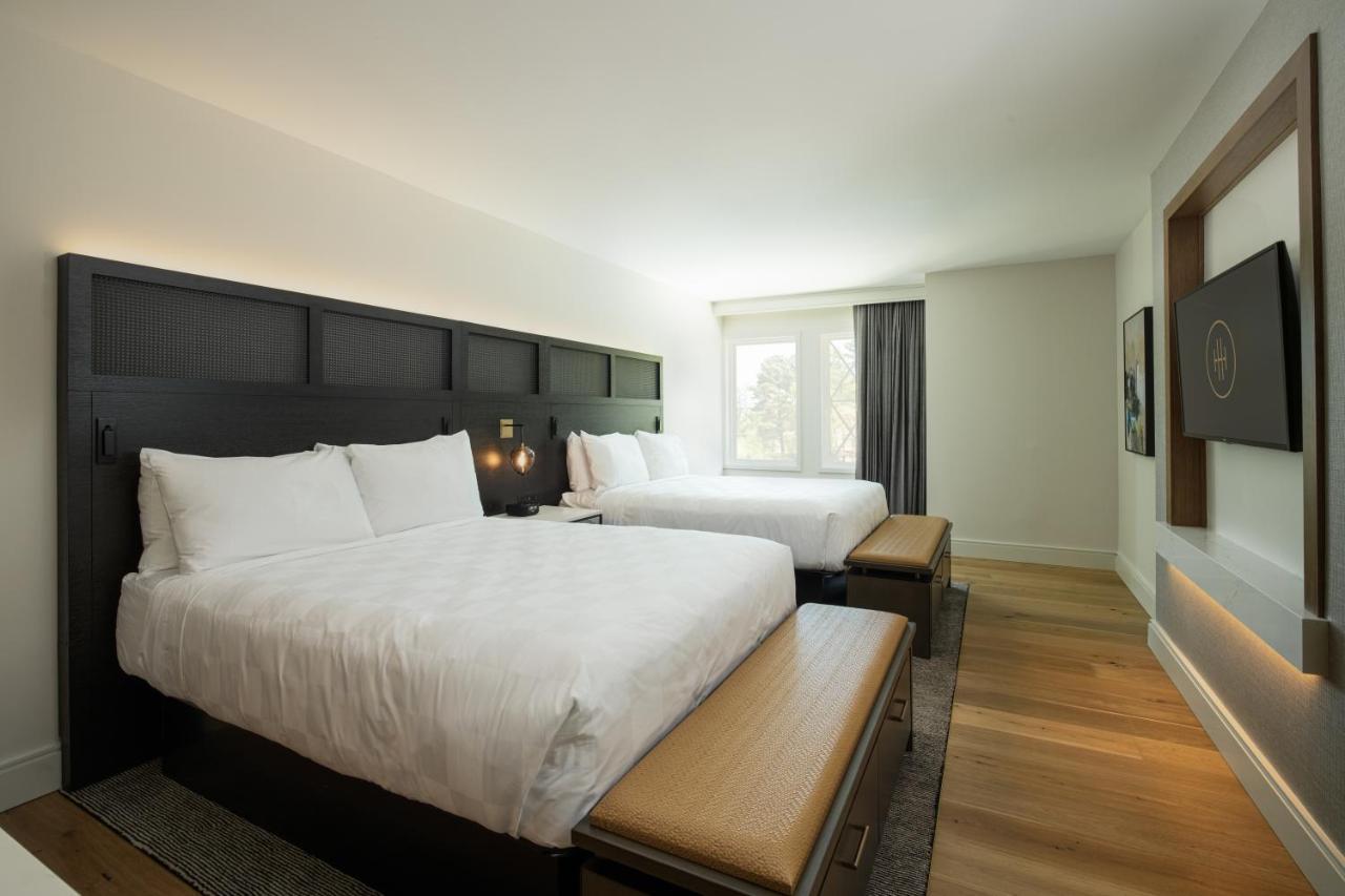 Hotel Hartness Грийнвил Екстериор снимка